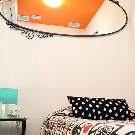 Arc House Only Adults Hostal