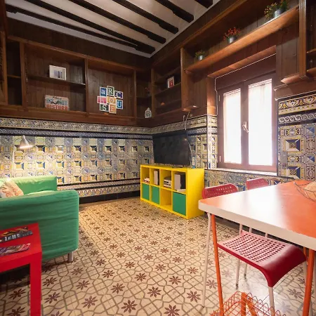 Hostal Arc House Only Adults