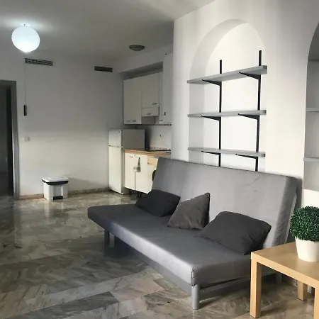 Arc House Only Adults Hostal