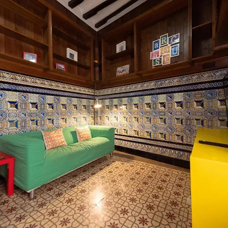 Hostel Arc House Only Adults